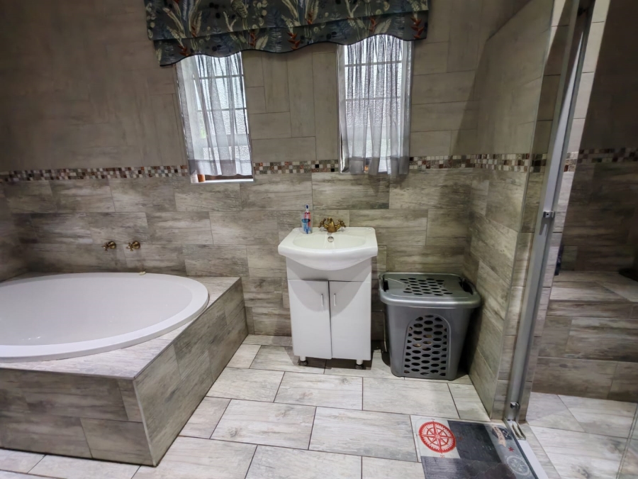 4 Bedroom Property for Sale in Sasolburg Ext 23 Free State